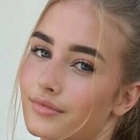 mackenziehart Naakt