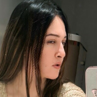 Maitri Ramaiya Naakt