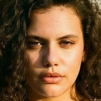 Maria Eduarda Corrêa Naakt