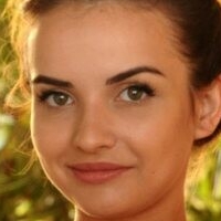 Mary Kate Naakt