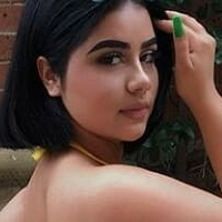 Megan Velez Naakt