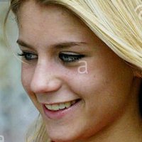 Melanie Slade Naakt