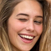 Melina Hoch Naakt