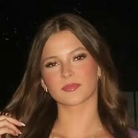 Mia Torrence Naakt