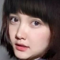mikimika Naakt