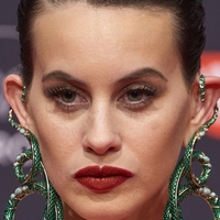 Milena Smit Naakt