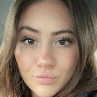 Molly E Naakt