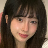 myamira Naakt