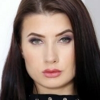 Nicole Black Naakt