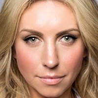 Nicole Gibson Naakt