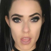 Nikkiravn Naakt