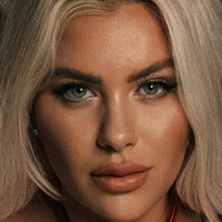 NinaPhoenix / Tamara Dido Naakt