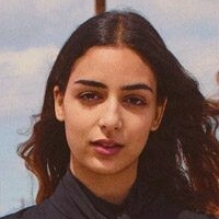 Nora Attal Naakt
