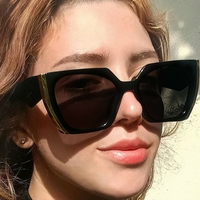 raven.moore_0801 Naakt