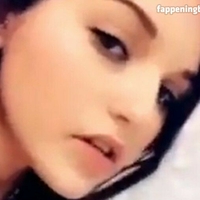 ravid_azar Naakt