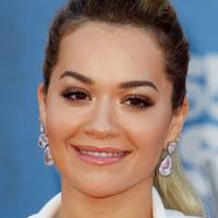 Rita Ora Naakt