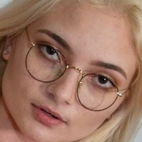 Sabrina May Naakt