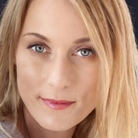 Sadie Katz Naakt