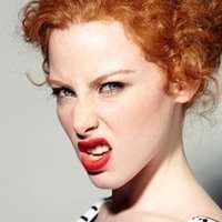 Sandy Lobry Naakt