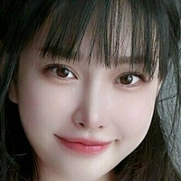 Sangyuxin Hitomi Naakt