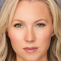 Sara Sanderson Naakt