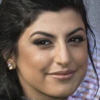 Shay Shariatzadeh Naakt