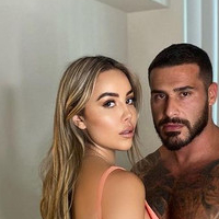 Sienna Grace Naakt