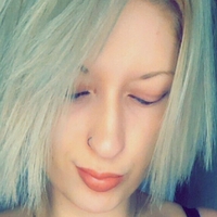 Sofie Young Naakt