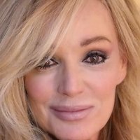Susan Anton Naakt