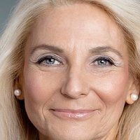 Suzanne Colin Naakt