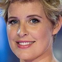 Tania Llasera Naakt