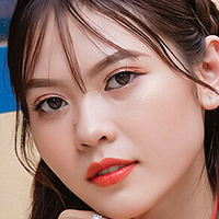 Thu Hien Naakt