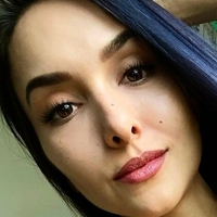 Vanessa Serros Naakt