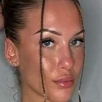 Viktoria Levani Naakt