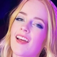 Vitoria Holtt Naakt