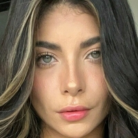 vivianaarango Naakt