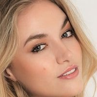 Xena Avramidis Naakt
