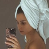 Zeina Naakt